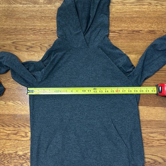 Outdoor Voices Men's Dark Grey Heather CloudKnit Pullover Hoodie Size Small - Picture 8 of 9